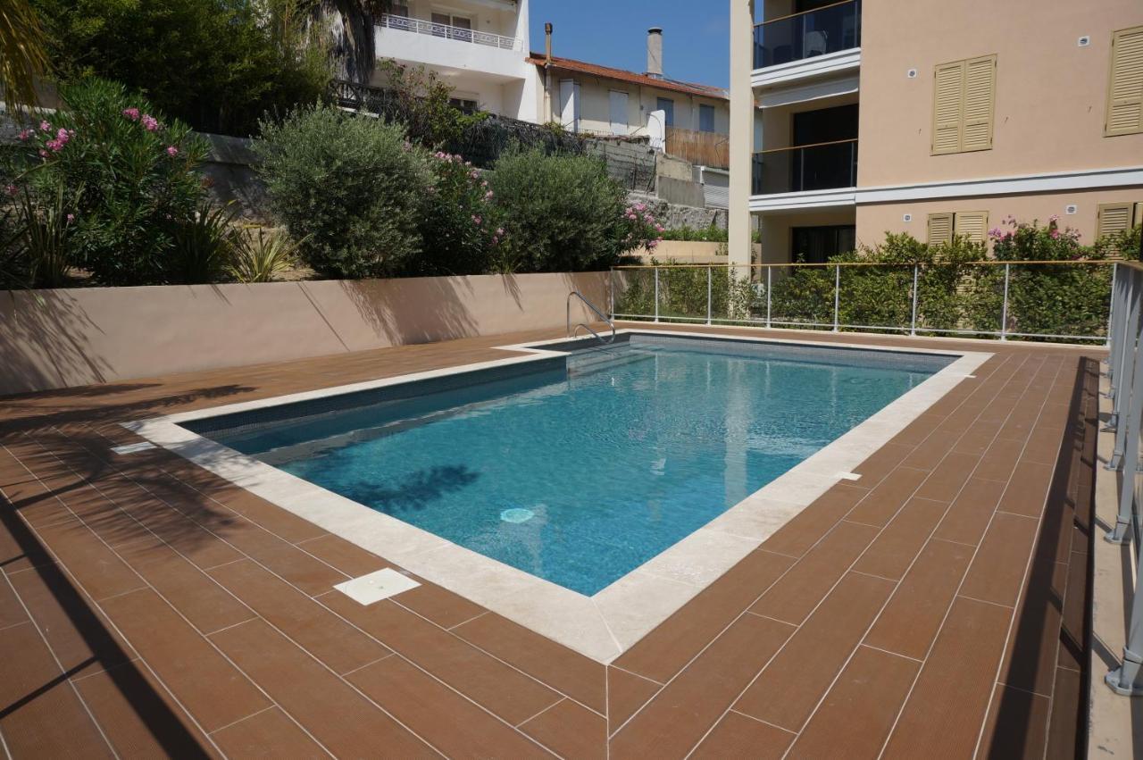 Palm Beach Apartment With A Pool In The Residence Κάννες Εξωτερικό φωτογραφία